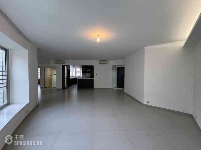 Mid Levels Central - Tregunter Tower 3 03