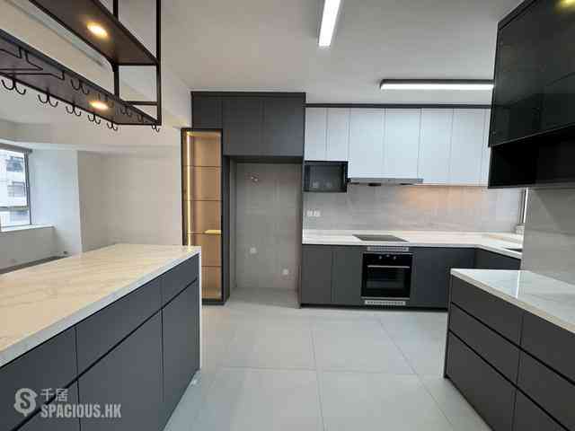 Mid Levels Central - Tregunter Tower 3 04