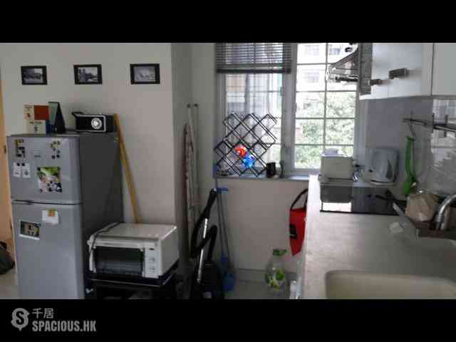 Central - 13, Gough Street 02