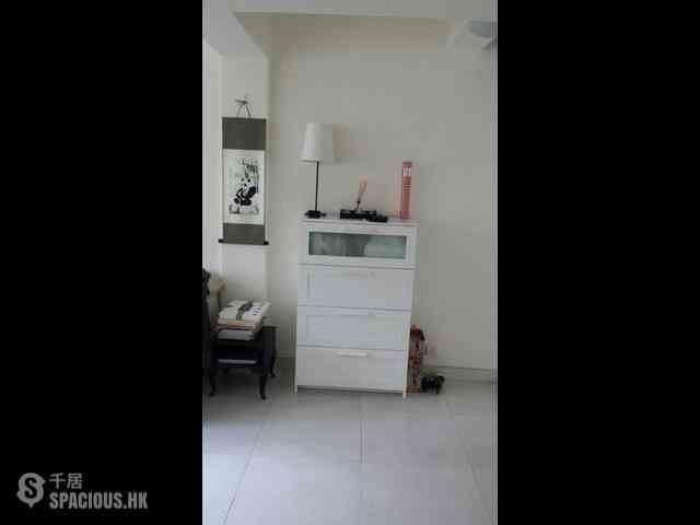 Central - 13, Gough Street 04