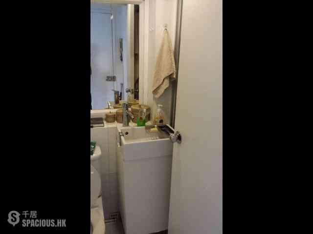 Central - 13, Gough Street 06