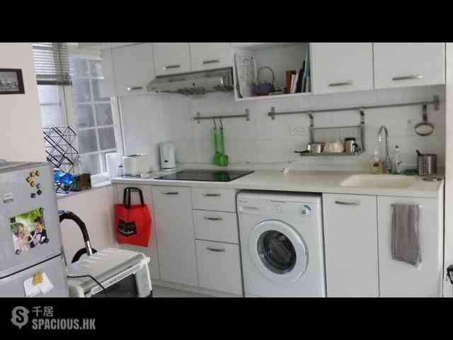Central - 13, Gough Street 07