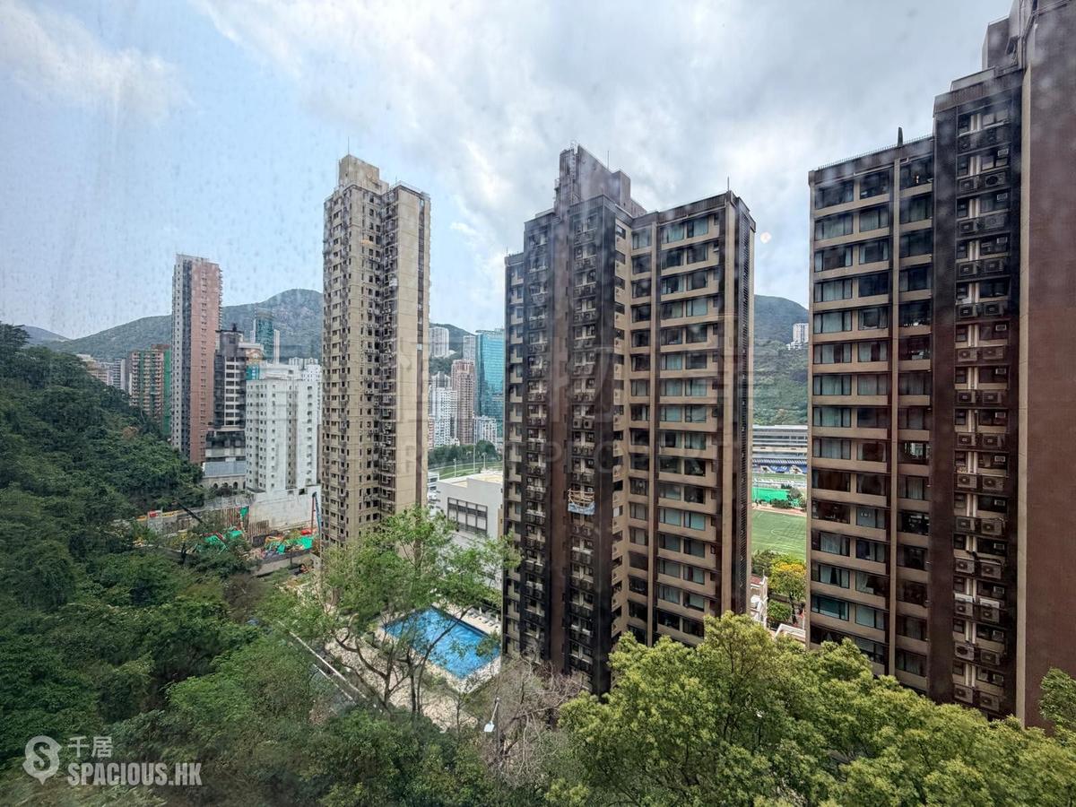 Happy Valley - The Broadville 01