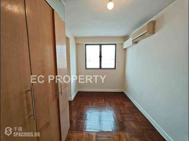 Stubbs Road - Crescent Heights 10