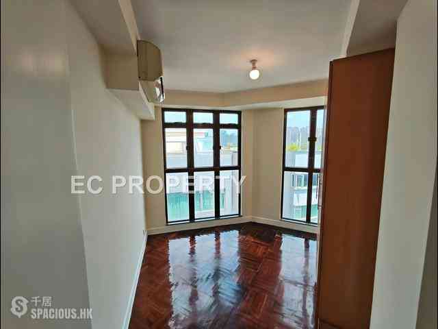 Stubbs Road - Crescent Heights 13