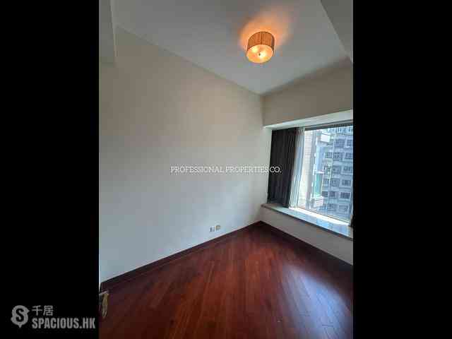 Wan Chai - The Avenue Phase 1 Block 5 04