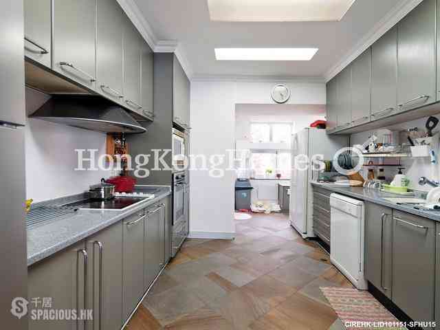 The Peak - Strawberry Hill 11