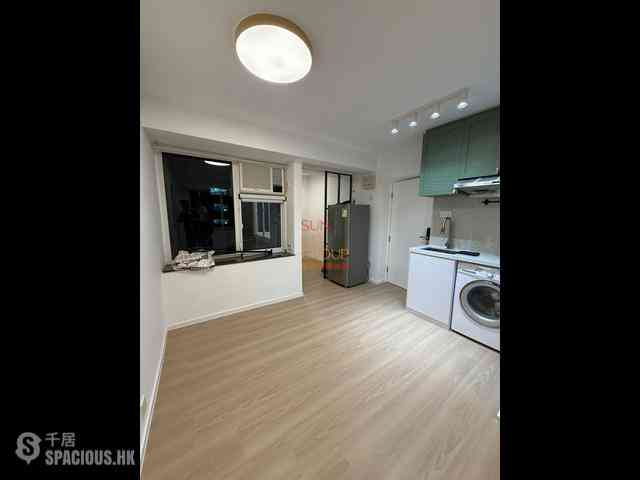 Soho - Ying Pont Building 05