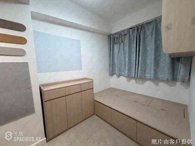 Wan Chai - Fook Gay Mansion 06