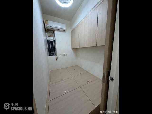 Wan Chai - Fook Gay Mansion 08
