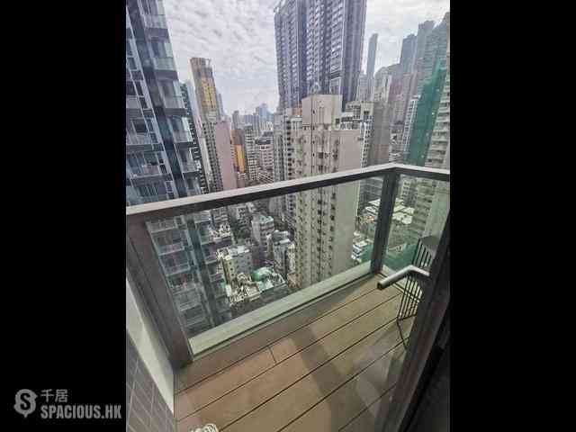 Sai Ying Pun - Two・Artlane 08