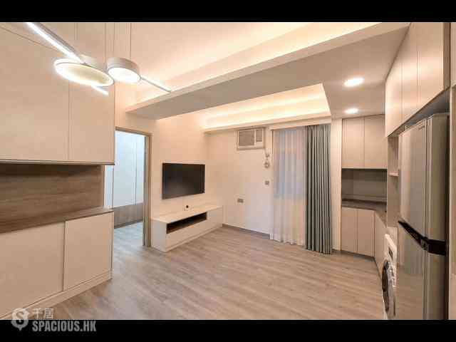 Mid Levels Central - Woodland Court 01