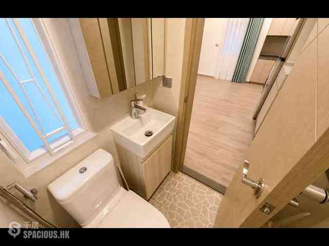 Mid Levels Central - Woodland Court 05