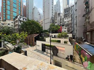 Central - 46, Gage Street 13