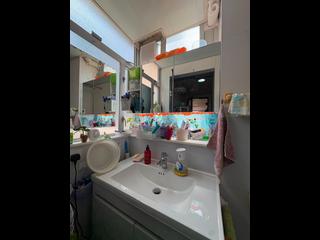 Central - 46, Gage Street 14
