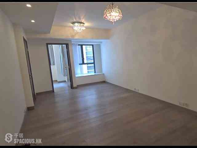 Mid Levels Central - Park Rise 01