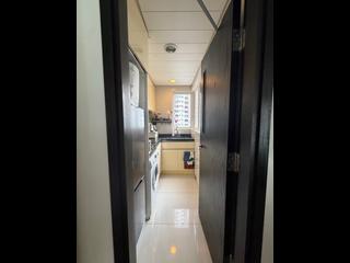 Mid Levels Central - The Icon 10