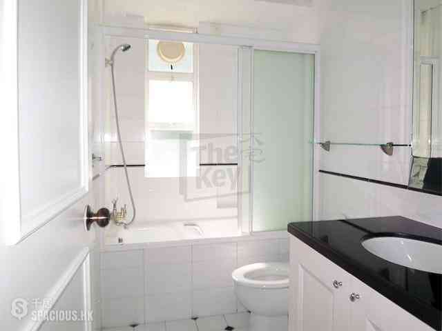 Mid Levels Central - Pearl Gardens 09