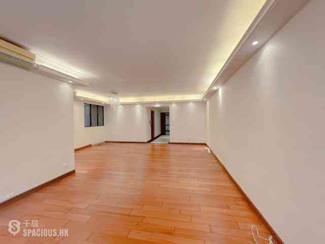 Mid Levels Central - Clovelly Court 03
