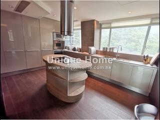 Repulse Bay - The Lily 13
