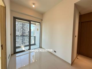 Sai Ying Pun - Upper Manor 04