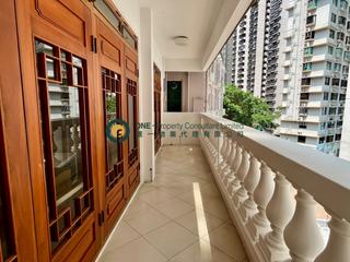Mid Levels Central - Ivory Court 02
