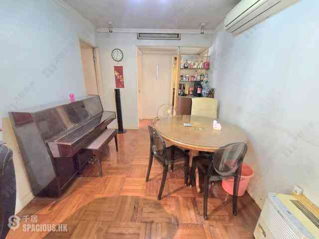 Wan Chai - Phoenix Court 06