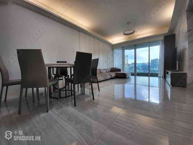 Tai Kok Tsui - Harbour Green 01