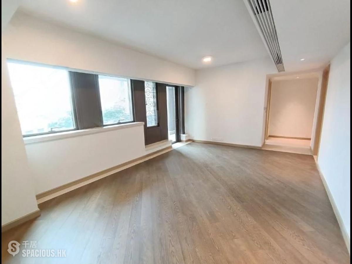 Mid Levels Central - 3, MacDonnell Road 01