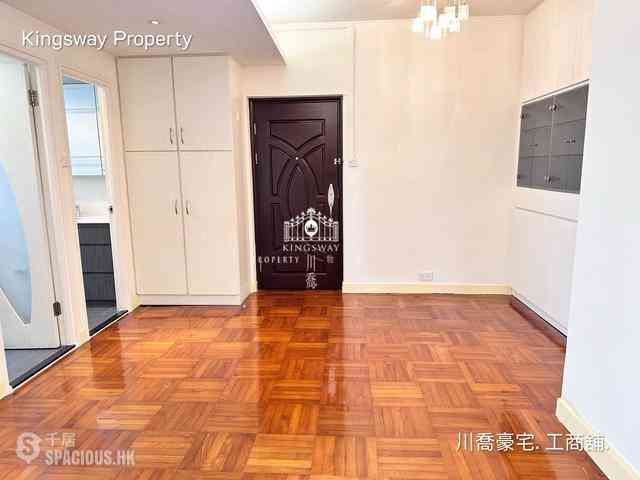 Mid Levels Central - Kings Court 03