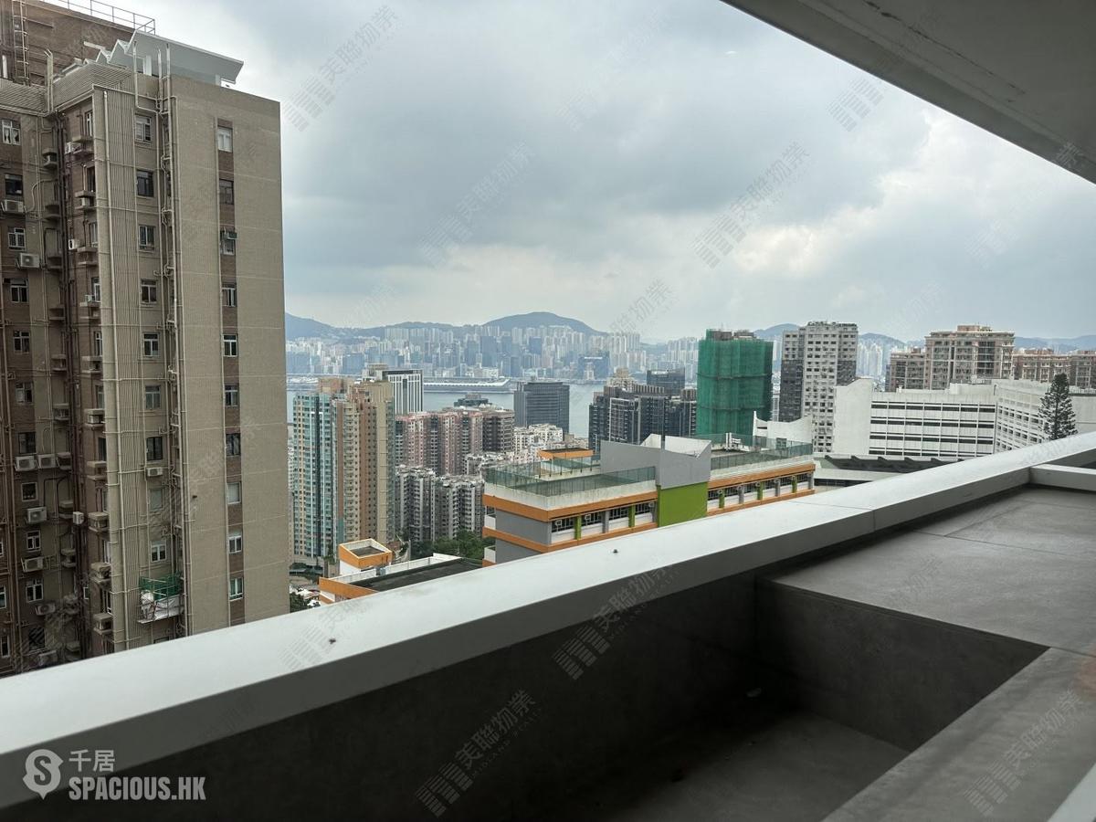 寶馬山 - 峰景大廈 01