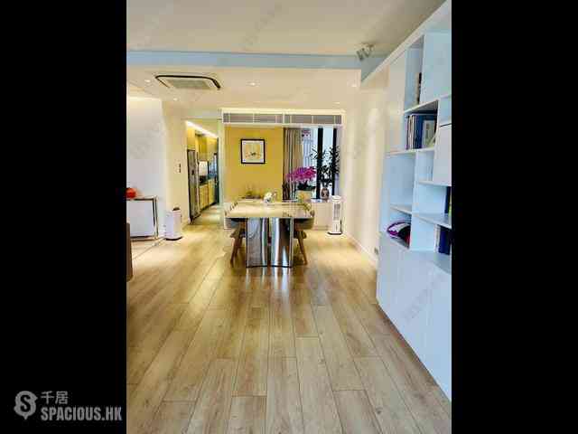 Mid Levels Central - Regal Crest 04
