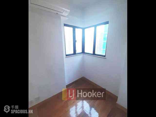 Sheung Wan - The Bellevue Place 07