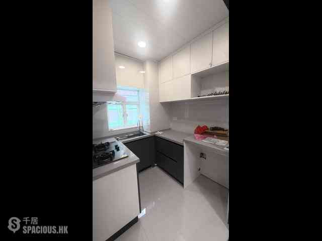 North Point - Hang Ying House 01