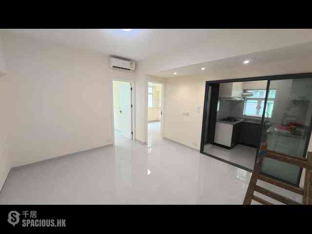 North Point - Hang Ying House 03
