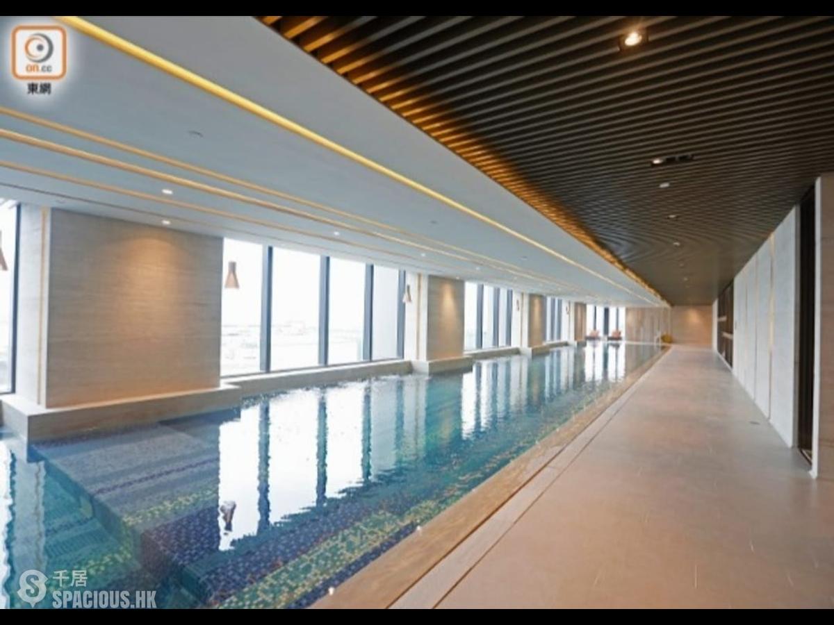 Yau Tong - Peninsula East 01