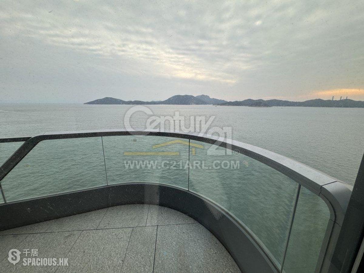 Ap Lei Chau - The Corniche Tower 1 01
