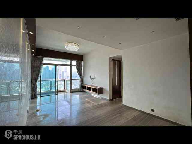 Tai Kok Tsui - One Silversea 01