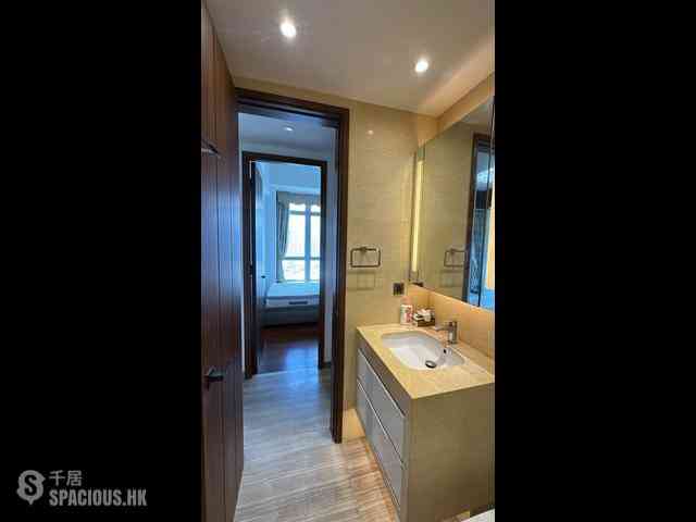 Tai Kok Tsui - One Silversea 07
