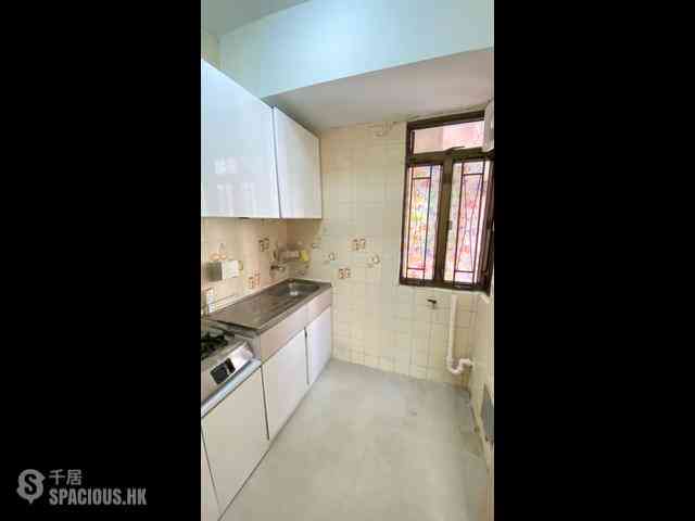 Sheung Wan - Welland Building 02