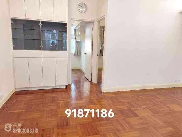 Mid Levels Central - Kings Court 04