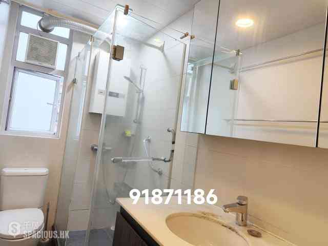 Mid Levels Central - Kings Court 10