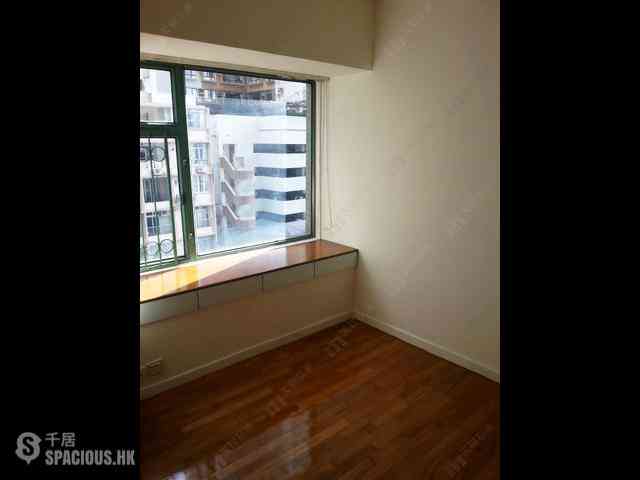 Mid Levels Central - Robinson Place Block 2 03