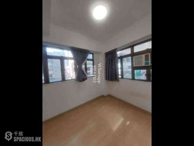 Central - 14, Gage Street 16