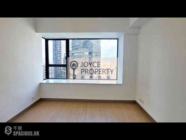 Mid Levels Central - 62B, Robinson Road 03