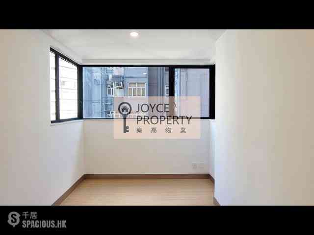 Mid Levels Central - 62B, Robinson Road 07