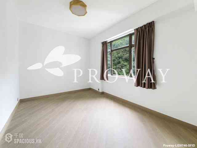 Mid Levels East - Bamboo Grove 08