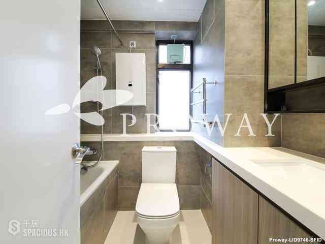 Mid Levels East - Bamboo Grove 10