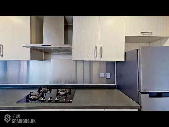 Mid Levels Central - 62B, Robinson Road 07