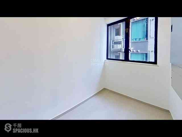 Mid Levels Central - 62B, Robinson Road 17